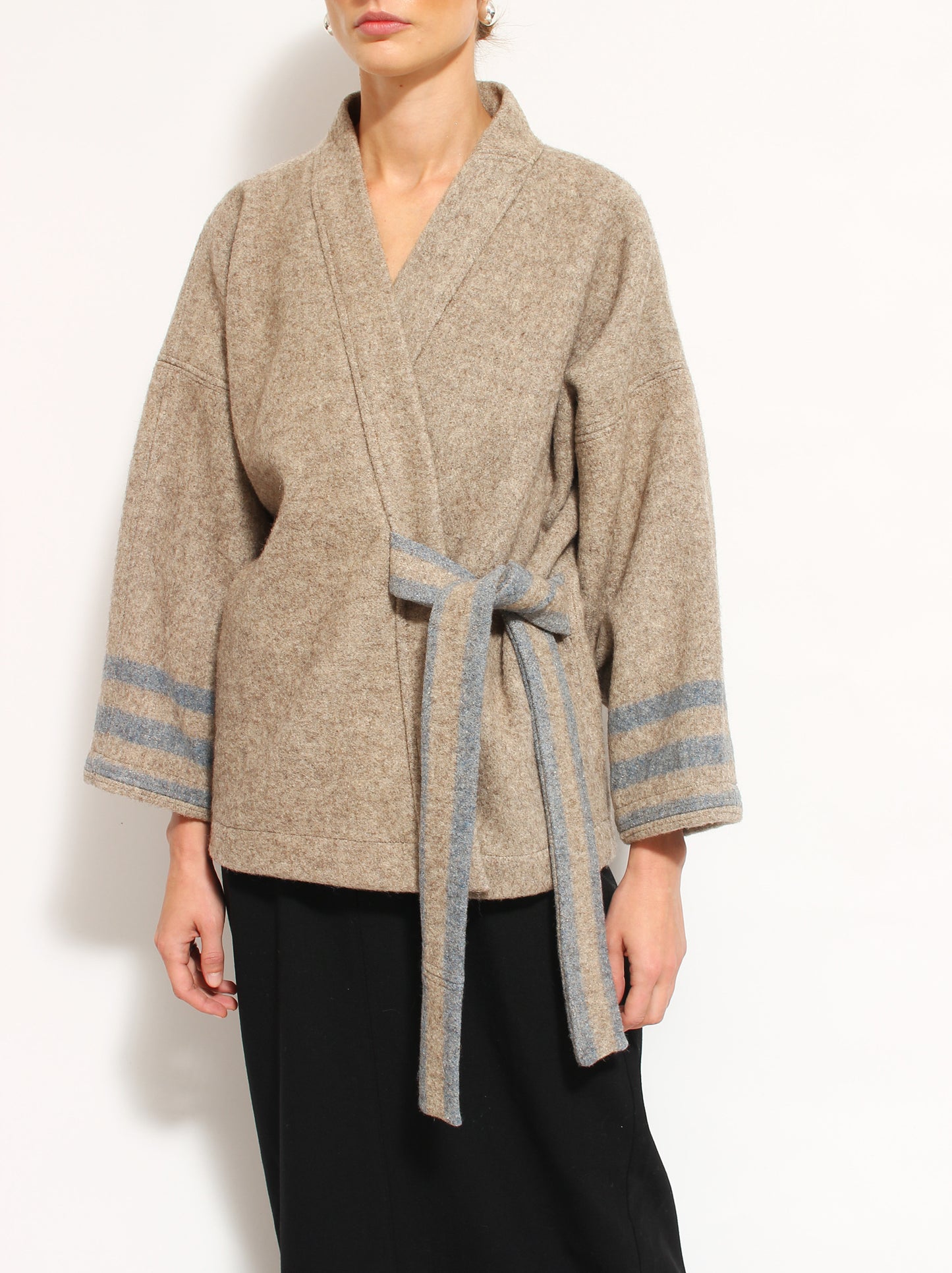 Beżowe Kimono Virgin Wool